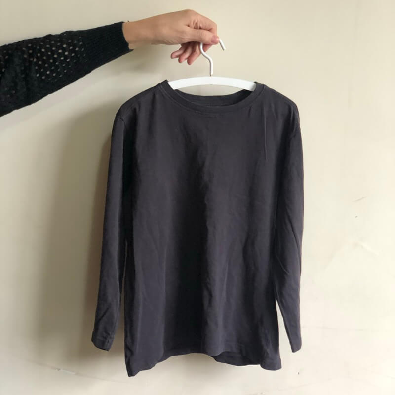 Camisa cinza escuro
