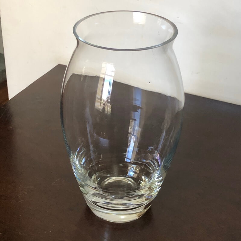 Vaso de vidro (formato oval)