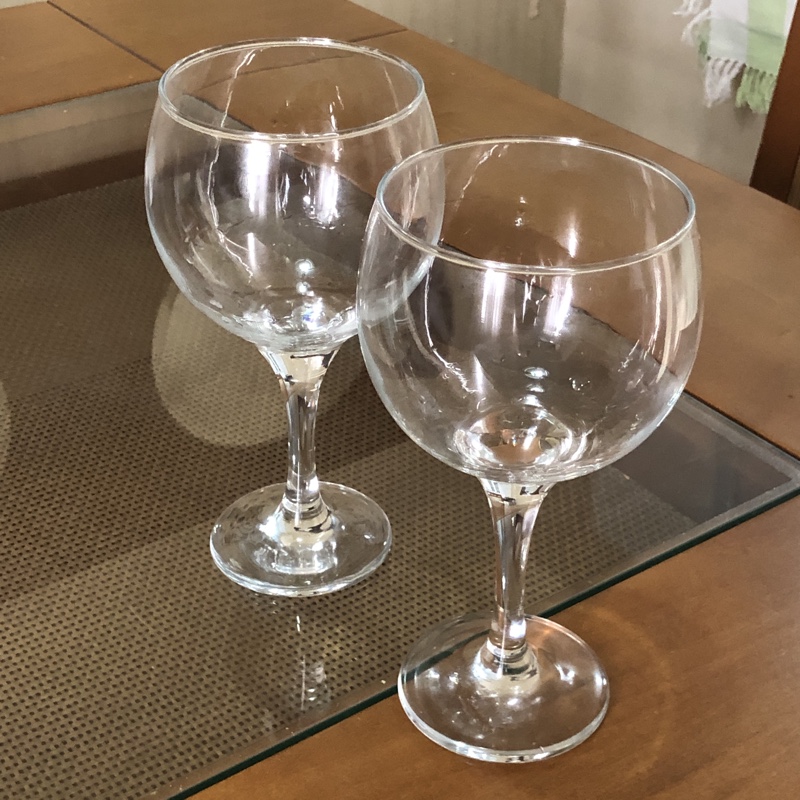 Duas taças grandes para drink